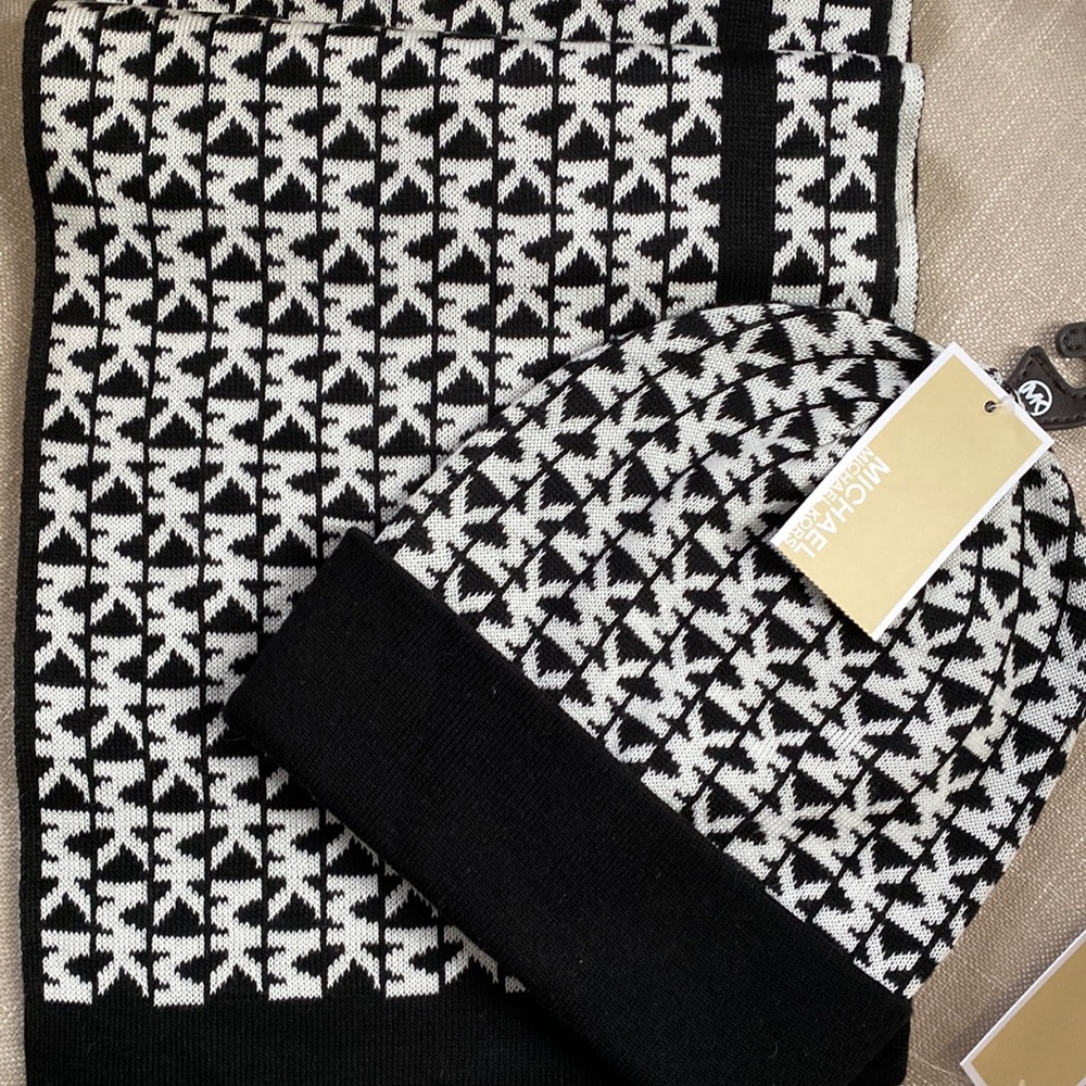 Michael Kors hat and scarf